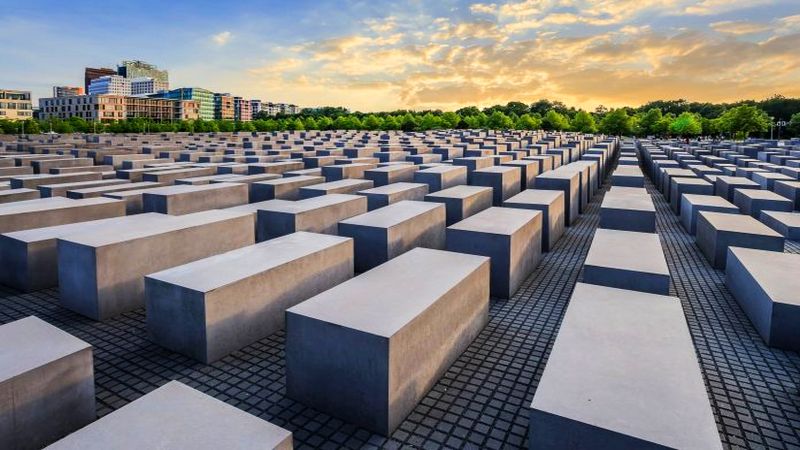 Holocaust Anıtı