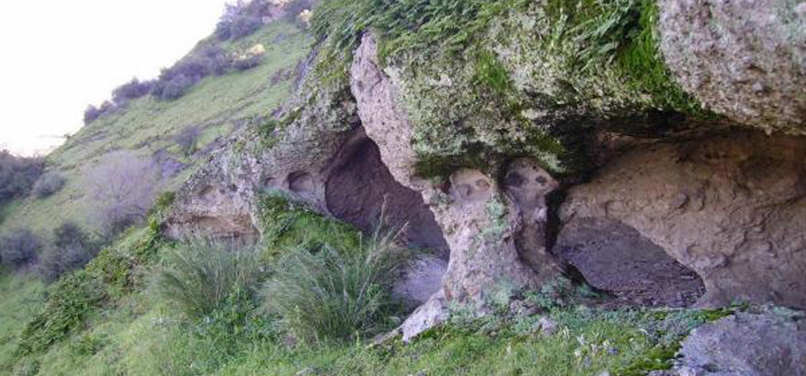 Kalkanlı Mağarası